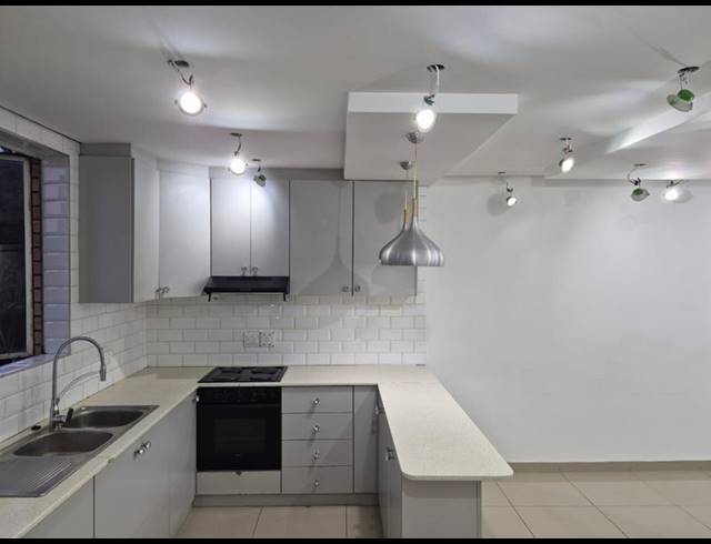 1 BEDROOM APARTMENT FOR SALE IN OVERPORT